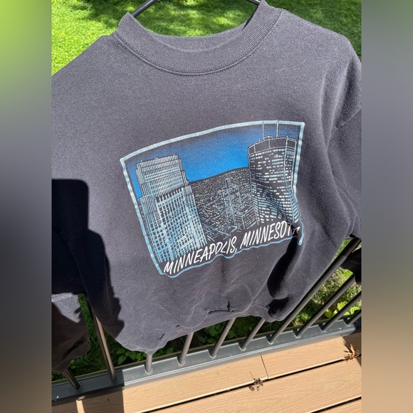 Vintage Minneapolis Minnesota Sweatshirt - Picture 3 of 5